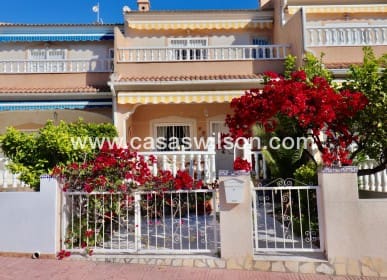 3 bedroom Townhouse for sale in Dona Pepa with pool - € 249,950 (Ref: 9669111)