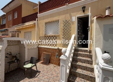 3 bedroom Townhouse for sale in Dona Pepa with pool - € 249,995 (Ref: 9669116)