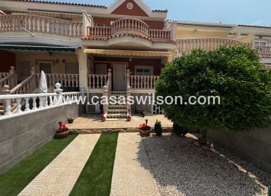 3 bedroom Townhouse for sale in Dona Pepa with pool - € 249,995 (Ref: 9669116)