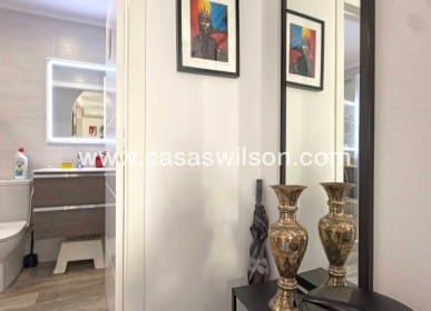 2 bedroom Bungalow for sale in Orihuela Costa - € 220,000 (Ref: 9669121)