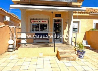 2 bedroom Bungalow for sale in Orihuela Costa - € 220,000 (Ref: 9669121)