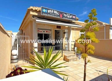 Bungalow de 2 habitaciones en La Zenia, Orihuela en venta - 220.000 € (Ref: 9669121)