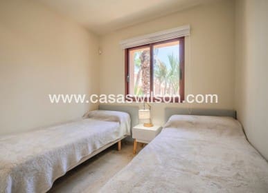 3 bedroom Apartment for sale in Los Alcazares with pool - € 270,000 (Ref: 9672133)