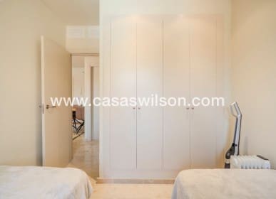 3 bedroom Apartment for sale in Los Alcazares with pool - € 270,000 (Ref: 9672133)