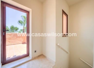 3 bedroom Apartment for sale in Los Alcazares with pool - € 270,000 (Ref: 9672133)