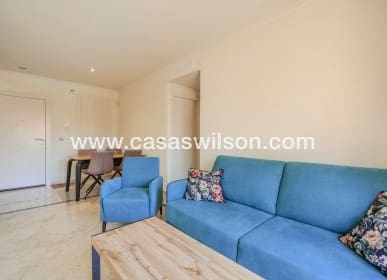 3 bedroom Apartment for sale in Los Alcazares with pool - € 270,000 (Ref: 9672133)