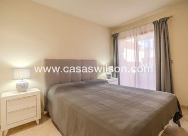 3 bedroom Apartment for sale in Los Alcazares with pool - € 270,000 (Ref: 9672133)