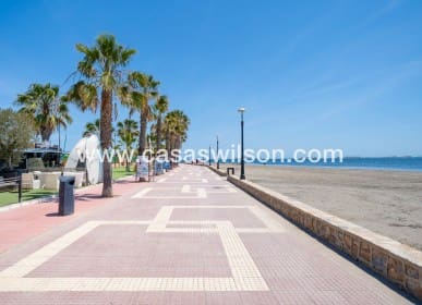 3 bedroom Apartment for sale in Los Alcazares with pool - € 270,000 (Ref: 9672133)