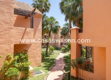 3 bedroom Apartment for sale in Los Alcazares with pool - € 270,000 (Ref: 9672133)