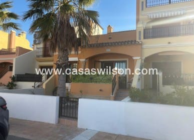Casa de 3 habitaciones en Algorfa en venta con piscina - 249.000 € (Ref: 9684021)