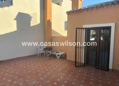 Casa de 3 habitaciones en Algorfa en venta con piscina - 249.000 € (Ref: 9684021)