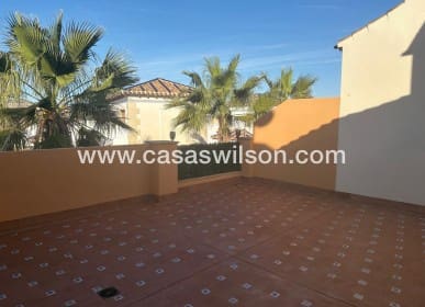 Casa de 3 habitaciones en Algorfa en venta con piscina - 249.000 € (Ref: 9684021)