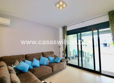 3 makuuhuone Huoneisto myytävänä paikassa Guardamar del Segura - 269 500 € (Ref: 9720559)