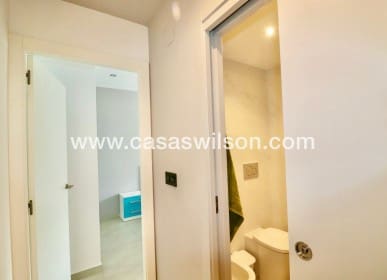 3 makuuhuone Huoneisto myytävänä paikassa Guardamar del Segura - 269 500 € (Ref: 9720559)