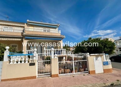 2 quarto Casa em Banda para venda em Dona Pepa com piscina - 260 000 € (Ref: 9720560)
