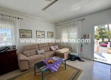 2 quarto Casa em Banda para venda em Doña Pepa, Rojales com piscina - 260 000 € (Ref: 9720560)