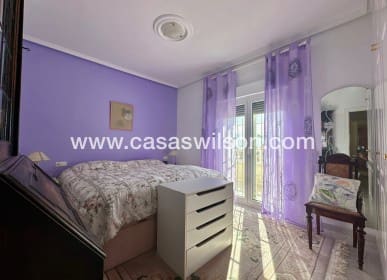 2 quarto Casa em Banda para venda em Dona Pepa com piscina - 260 000 € (Ref: 9720560)