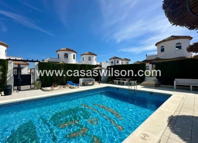 3 camera da letto Villa in vendita in El Raso, Guardamar del Segura con piscina - 220.000 € (Rif: 9720561)