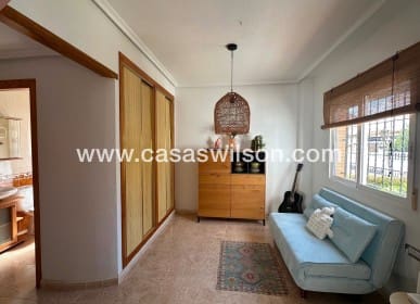 3 camera da letto Villa in vendita in El Raso con piscina - 220.000 € (Rif: 9720561)
