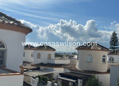 3 camera da letto Villa in vendita in El Raso con piscina - 220.000 € (Rif: 9720561)