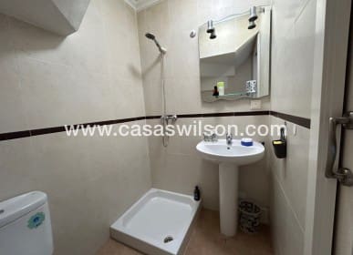 2 makuuhuone Huoneisto myytävänä paikassa Jacarilla mukana uima-altaan - 108 000 € (Ref: 9756674)