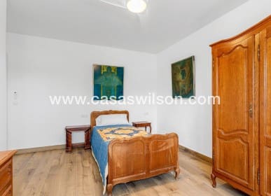 6 bedroom Villa for sale in Los Montesinos with pool - € 779,000 (Ref: 9818735)