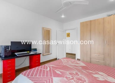 6 bedroom Villa for sale in Los Montesinos with pool - € 779,000 (Ref: 9818735)