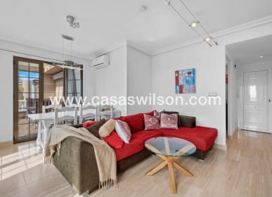 3 makuuhuone Huoneisto myytävänä paikassa Punta Prima, Orihuela mukana uima-altaan - 269 000 € (Ref: 9818737)