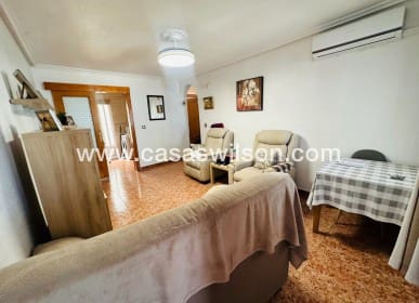 2 soveværelse Lejlighed til salg i Orihuela med swimmingpool - € 140.000 (Ref: 9818738)