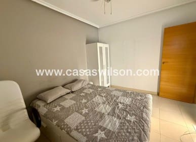 2 Zimmer Apartment zu verkaufen in Formentera del Segura mit Pool - 104.900 € (Ref: 9819199)