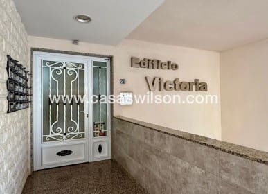 2 Zimmer Apartment zu verkaufen in Formentera del Segura mit Pool - 104.900 € (Ref: 9819199)