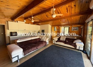2 slaapkamer Houten huis te koop in Torremendo, Orihuela met zwembad - € 330.000 (Ref: 9844474)