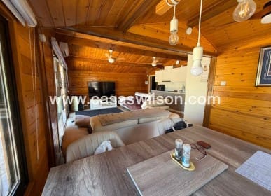 2 slaapkamer Houten huis te koop in Torremendo, Orihuela met zwembad - € 330.000 (Ref: 9844474)