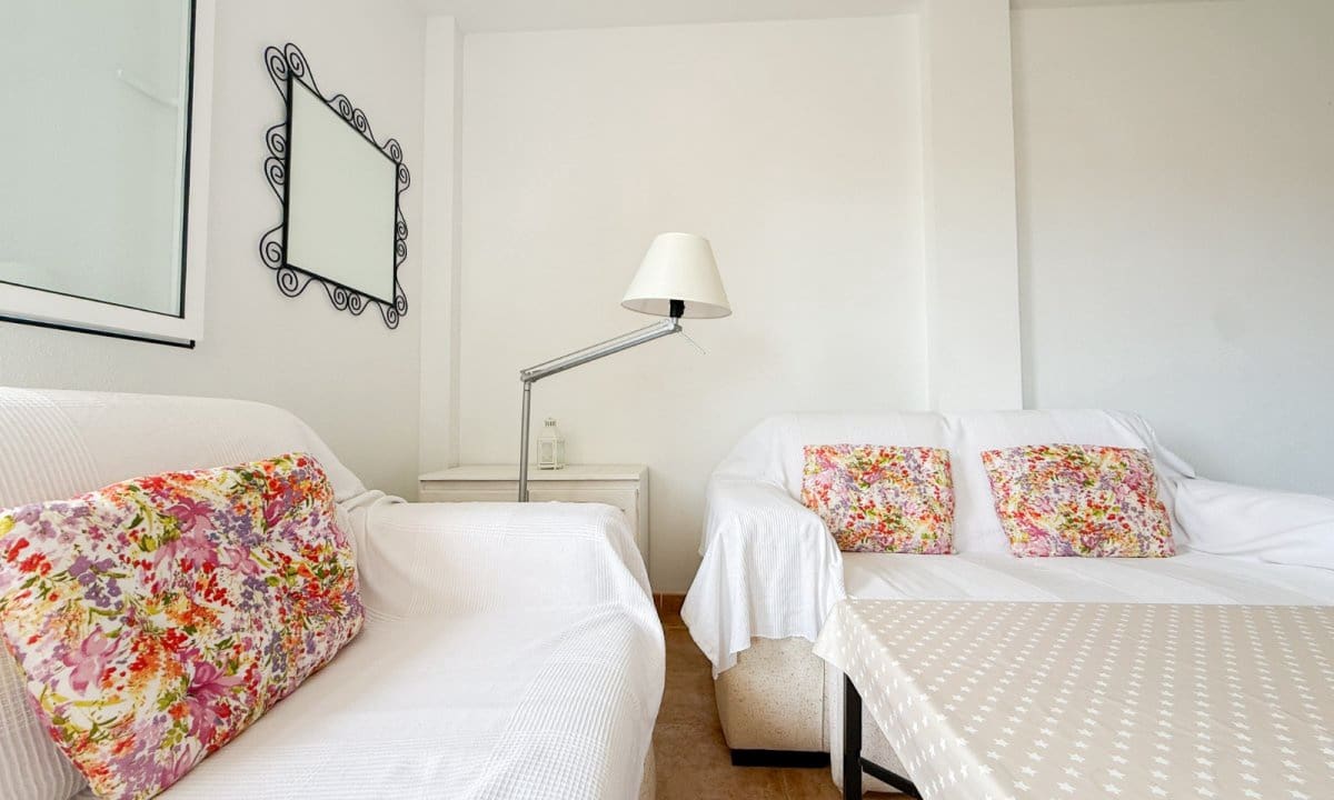 2 Zimmer Apartment zu verkaufen in Calabardina mit Pool Garage - 135.000 € (Ref: 10088790)