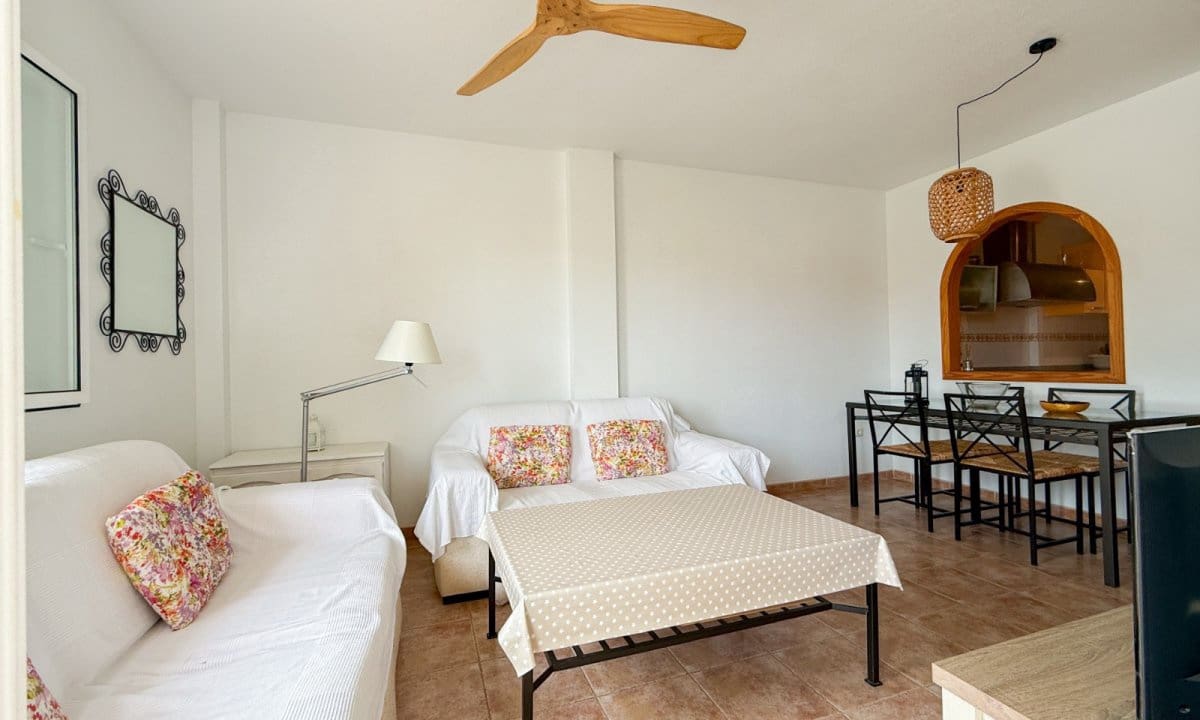 2 Zimmer Apartment zu verkaufen in Calabardina mit Pool Garage - 135.000 € (Ref: 10088790)