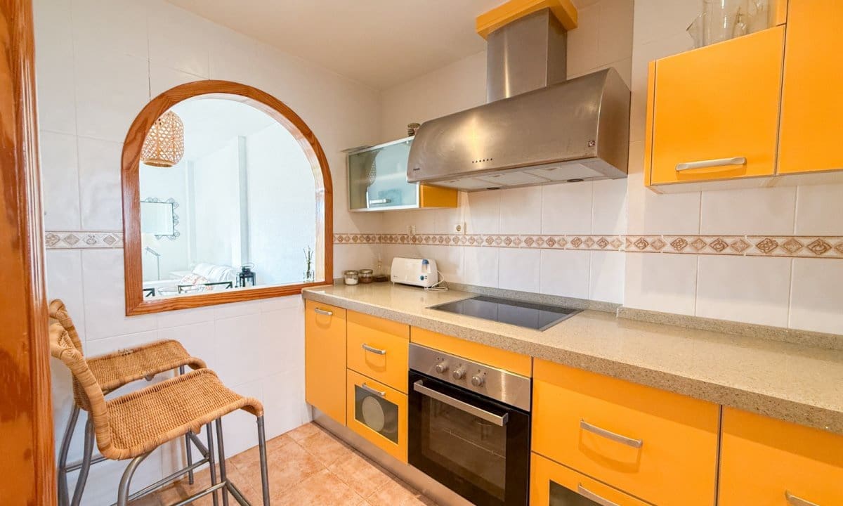 2 Zimmer Apartment zu verkaufen in Calabardina mit Pool Garage - 135.000 € (Ref: 10088790)