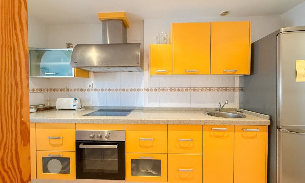 2 Zimmer Apartment zu verkaufen in Calabardina mit Pool Garage - 135.000 € (Ref: 10088790)
