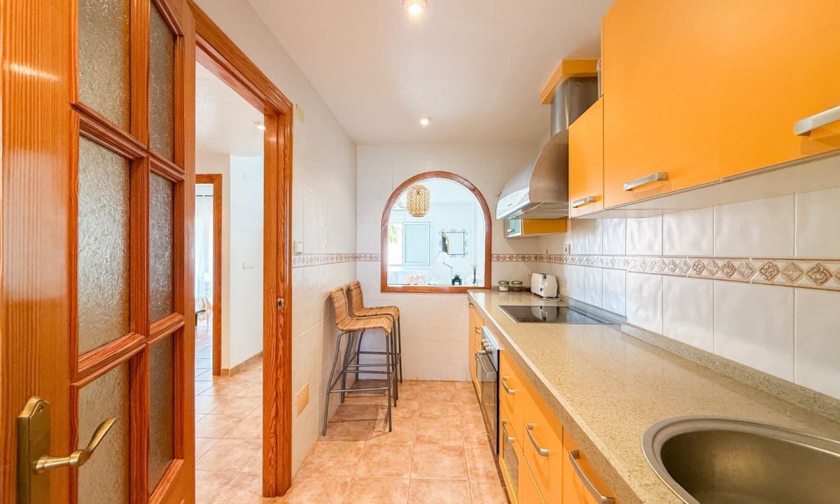 2 Zimmer Apartment zu verkaufen in Calabardina mit Pool Garage - 135.000 € (Ref: 10088790)