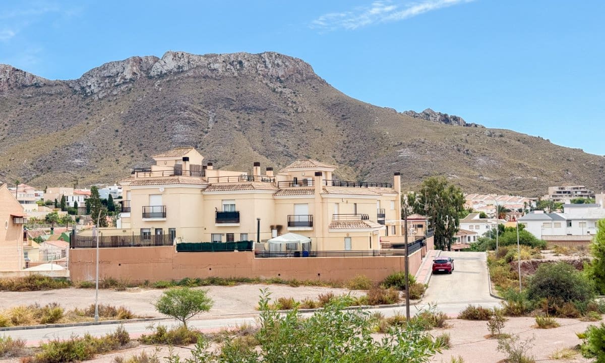 2 Zimmer Apartment zu verkaufen in Calabardina mit Pool Garage - 135.000 € (Ref: 10088790)