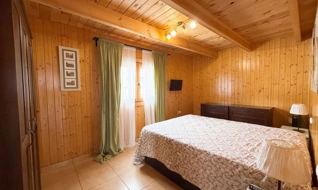 4 slaapkamer Finca/Landhuis te koop in Las Majadas - Las Molinetas - Labradorcico, Aguilas met garage - € 280.000 (Ref: 10160795)