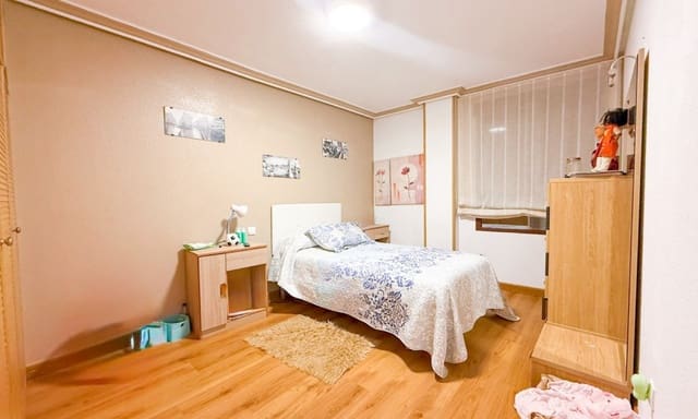 4 soveværelse Lejlighed til salg i Casco Antiguo, Aguilas med garage - € 145.000 (Ref: 10170403)