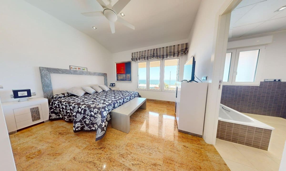 7 soverom Villa til salgs i Calabardina med svømmebasseng - € 1 800 000 (Ref: 8633485)