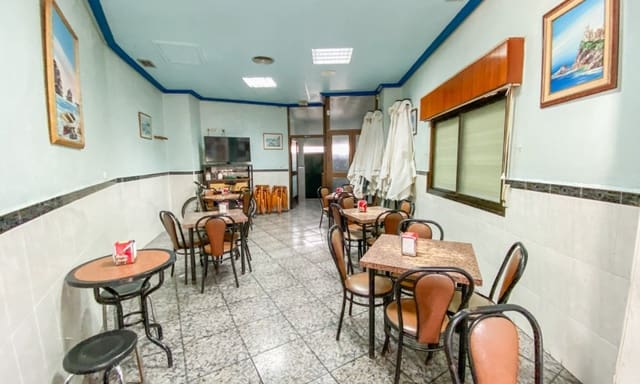 Kommersiell til salgs i Delicias, Aguilas - € 260 000 (Ref: 8655928)