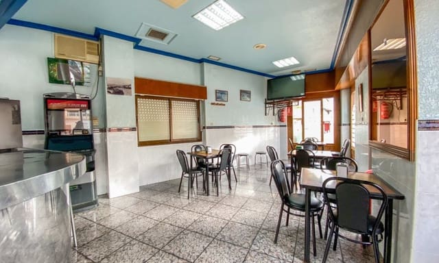 Kommersiell til salgs i Delicias, Aguilas - € 260 000 (Ref: 8655928)