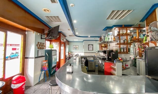 Kommersiell til salgs i Delicias, Aguilas - € 260 000 (Ref: 8655928)