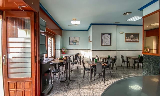 Kommersiell til salgs i Delicias, Aguilas - € 260 000 (Ref: 8655928)