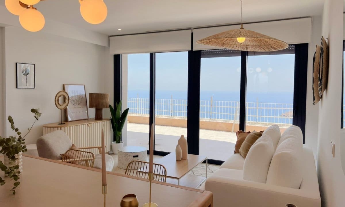 2 soveværelse Strandlejlighed til salg i Aguilas med swimmingpool garage - € 295.000 (Ref: 8677359)