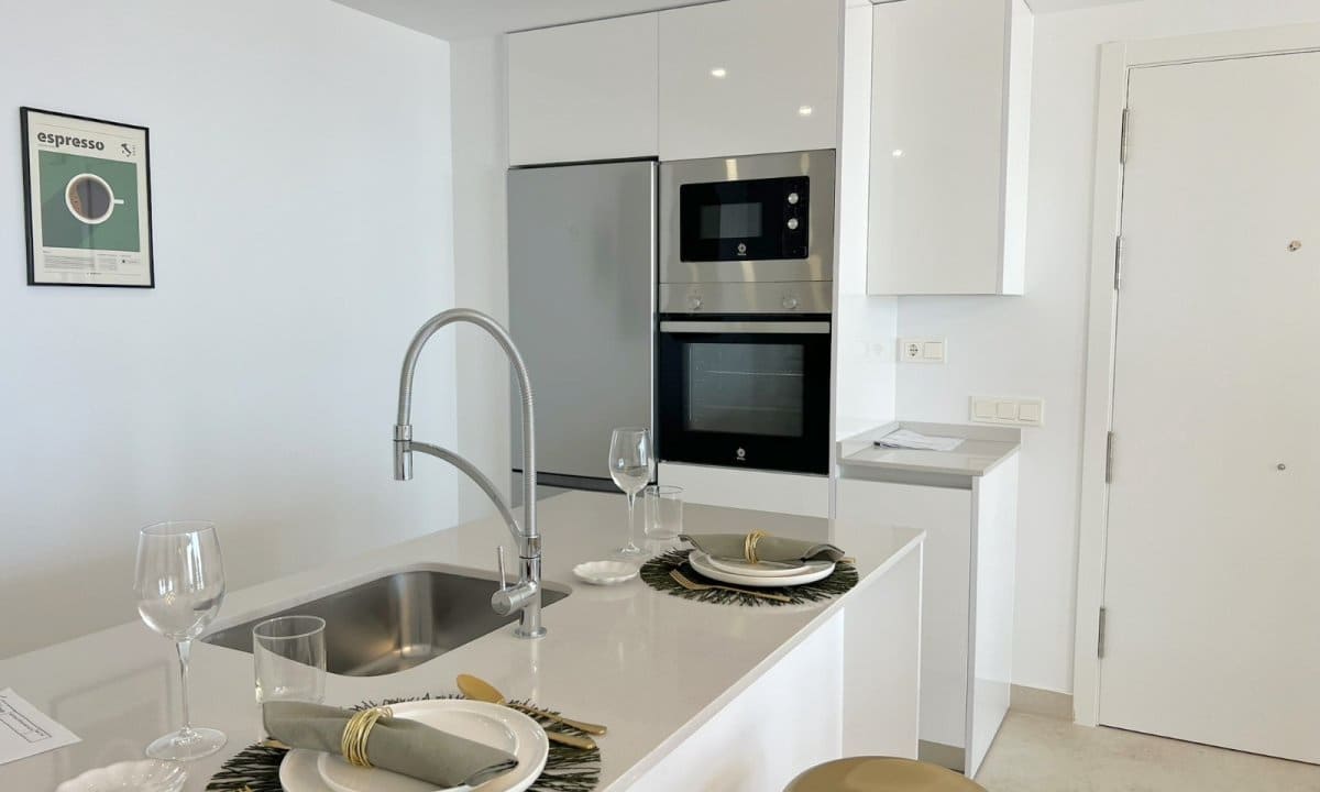 2 soveværelse Strandlejlighed til salg i Aguilas med swimmingpool garage - € 295.000 (Ref: 8677359)