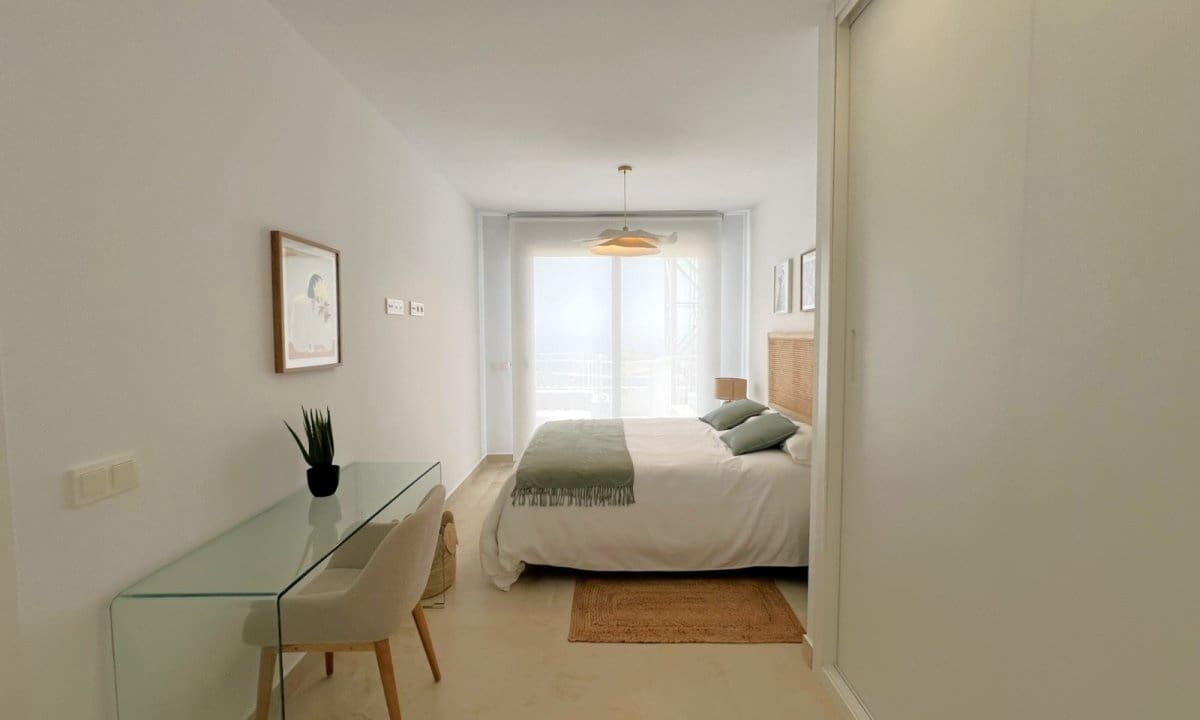 2 soveværelse Strandlejlighed til salg i Aguilas med swimmingpool garage - € 295.000 (Ref: 8677359)