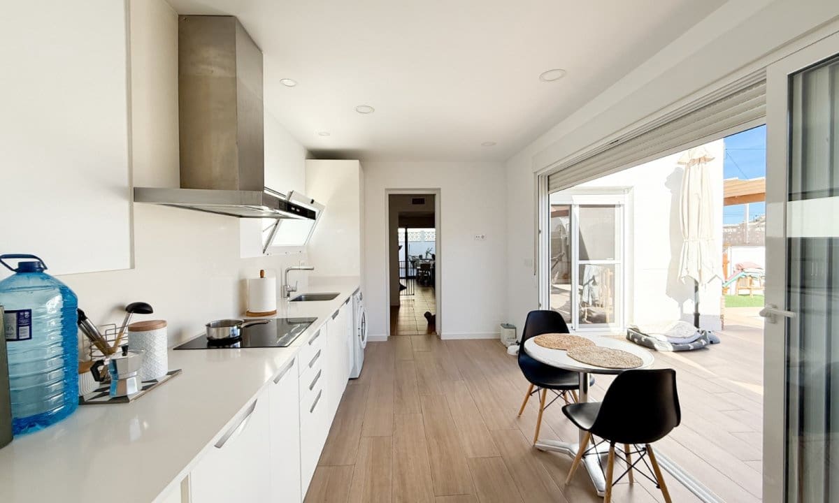 4 soveværelse Byhus til salg i Aguilas med swimmingpool garage - € 373.000 (Ref: 9207997)